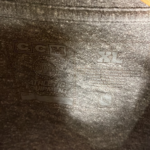 NHL CCM Men’s Our Home Our Ice Philadelphia Flyers Tee Color Gray Size XL - Picture 3 of 4